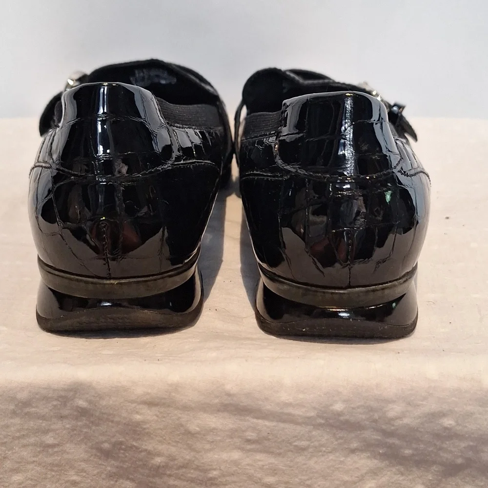 Aetrex Nancy Faux Crock Patent Leather Loafer Size 8